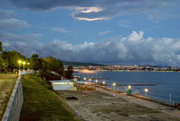 Similar image 5936078