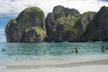 Similar image 6011836