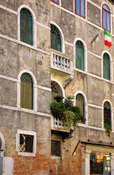 Similar image 6011921