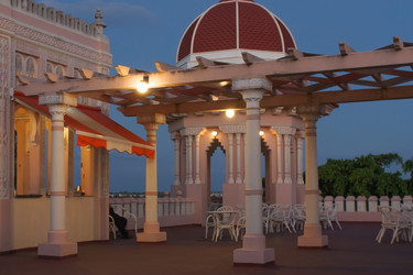 Similar image 6048180