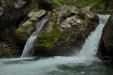 Similar image 6101992