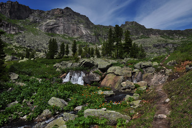 Similar image 6102055