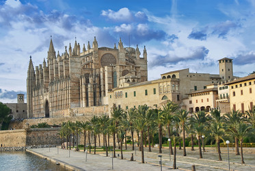 Similar image 6237672