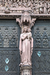 Similar image 6335685