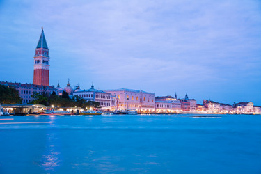 Similar image 6408673