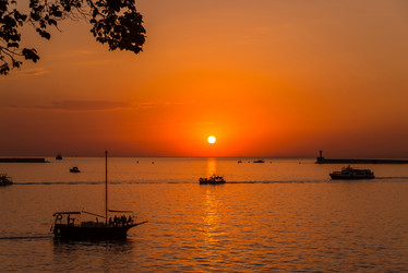 Similar image 6434543