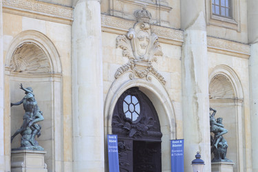 Similar image 6434867