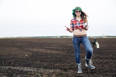 Similar image 6475100