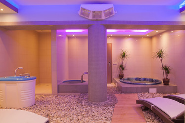 Similar image 6639763