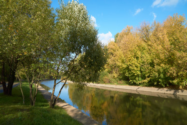 Similar image 6646119