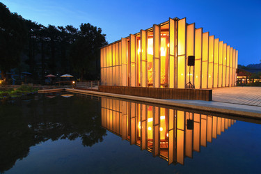 Similar image 6648365