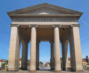 Similar image 6713410