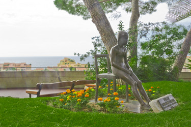 Similar image 6723695