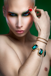 Similar image 6783559