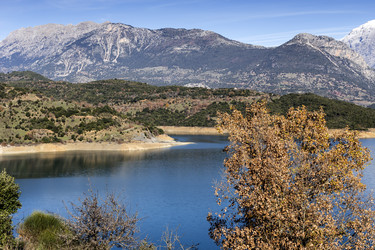 Similar image 6869680