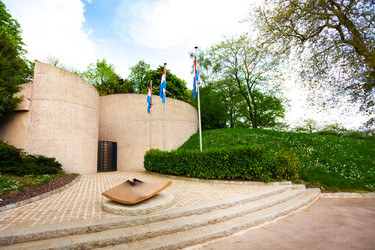 Similar image 7401335