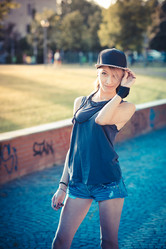 Similar image 7454300