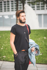 Similar image 7454943