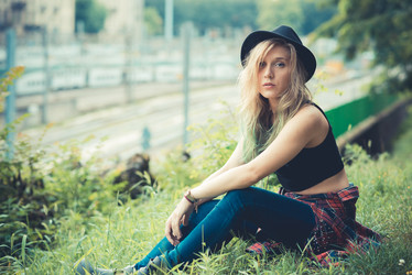 Similar image 7456075