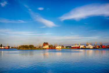 Similar image 7475354