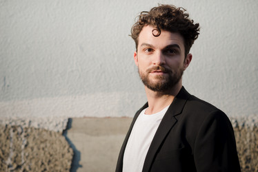 Similar image 7487372