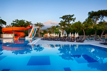 Similar image 7490622