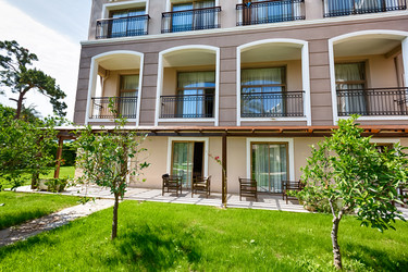 Similar image 7490635