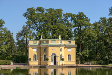 Similar image 7509698