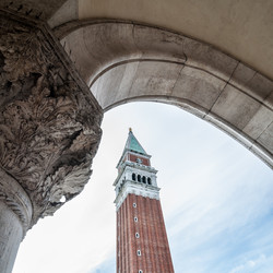 Similar image 7510537