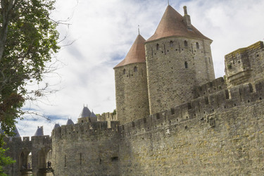 Similar image 7513137