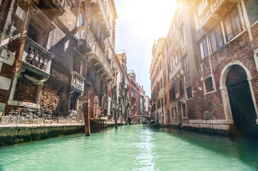 Similar image 7513369