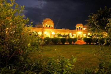 Similar image 7513981