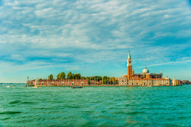 Similar image 7516139