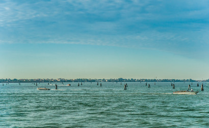 Similar image 7516146