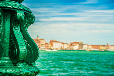 Similar image 7516174