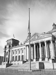 Similar image 7516459