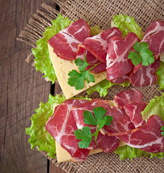 Similar image 7517036