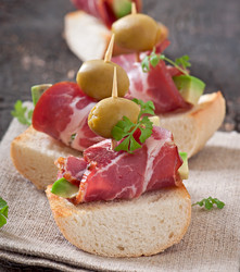 Similar image 7517060