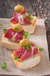 Similar image 7517064