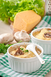 Similar image 7517240