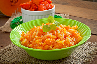 Similar image 7517537