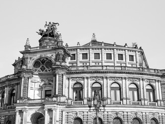 Similar image 7540517