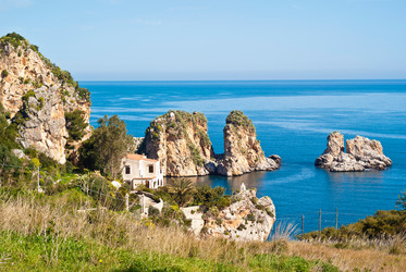 Similar image 7587758