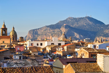 Similar image 7587799