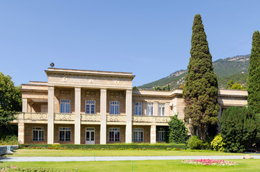 Similar image 7589408