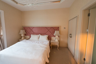 Similar image 7593637