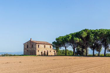 Similar image 7595577