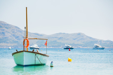 Similar image 7596390