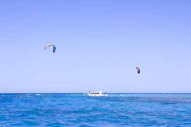 Similar image 7600308