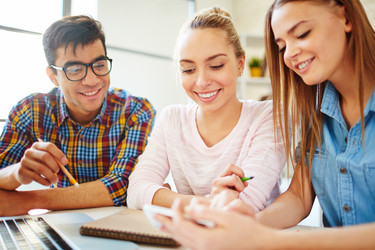 Similar image 7635998